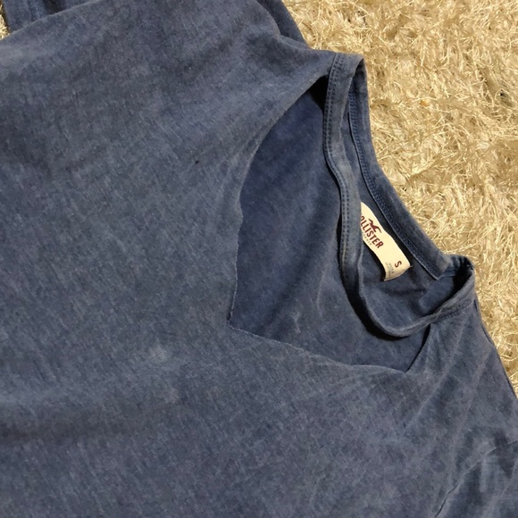 Soft Hollister shirt - Picture 4 of 5